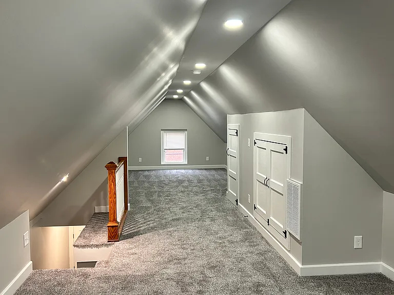 Third floor, second bedroom