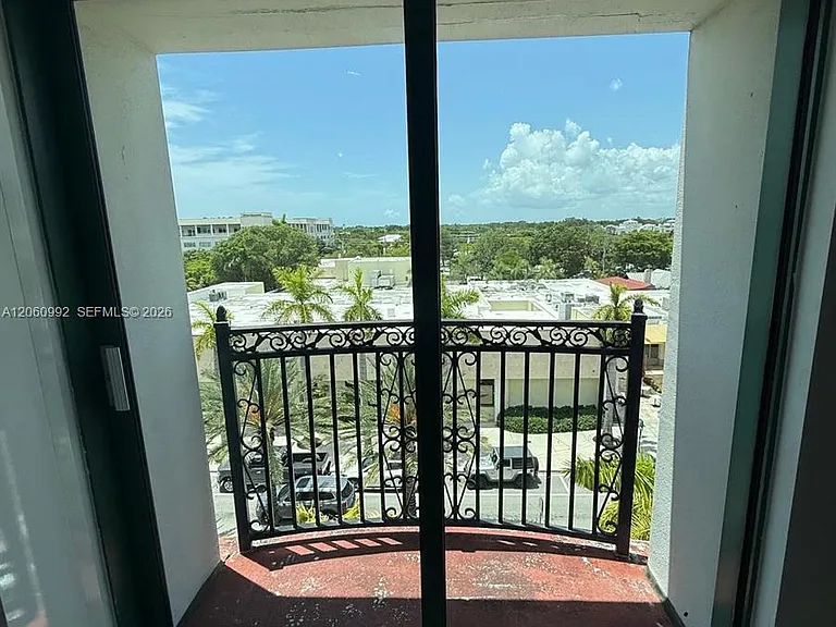 5785 SW 72nd St #5785 — Photo 9