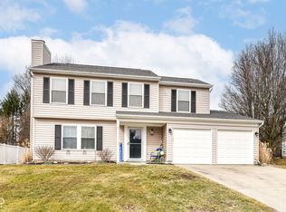 10626 E Creekside Woods Dr, Indianapolis, IN