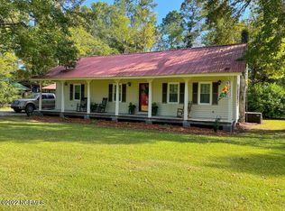 303 Chair Factory Rd, Nakina, NC 28455