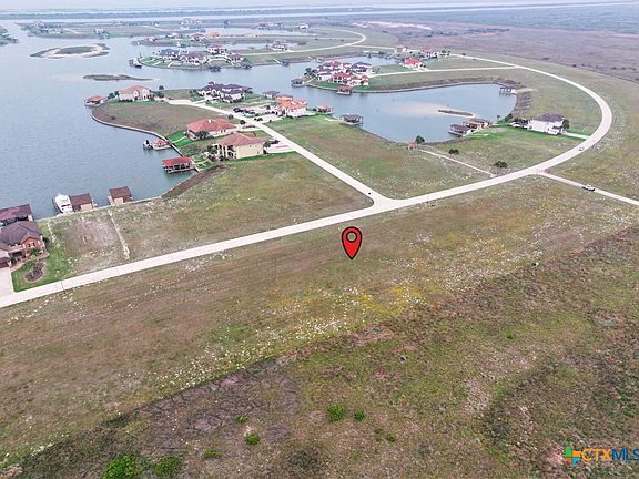 2nd image of 11 W Lago Loop Rd