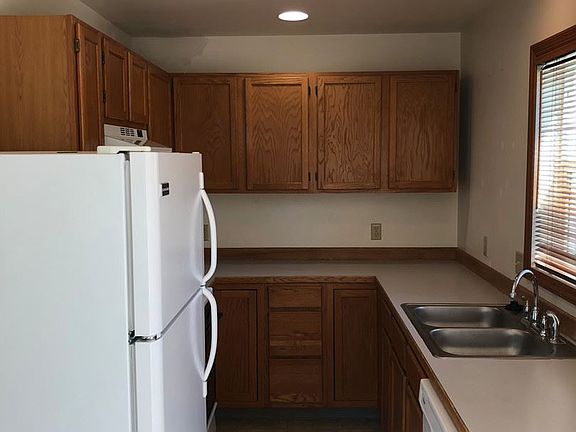 3rd image of 205 N Pondera Ave APT D