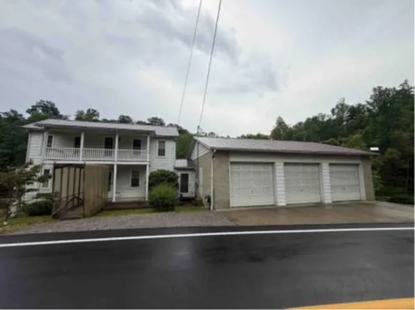 11734 Proctor Creek Road, New Martinsville, WV 26155