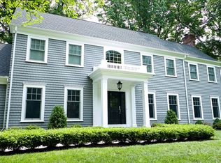 13 Fox Hunt Rd, Holmdel, NJ 07733