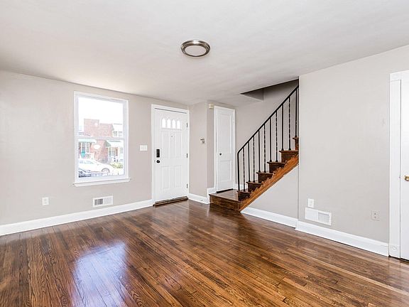 2nd image of 3233 Kentucky Ave