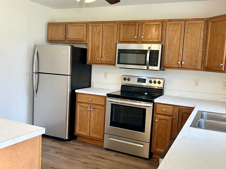1548 Lafayette St — Photo 10
