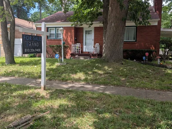3022 Begole St, Flint, MI 48504