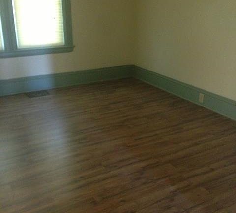 5th image of 352 E Center St