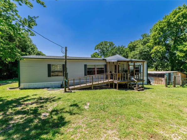 106 W 2nd St, Dodd City, TX 75438