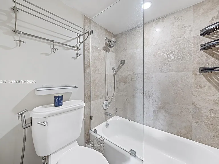 20335 N Country Club Dr #1208 — Photo 24