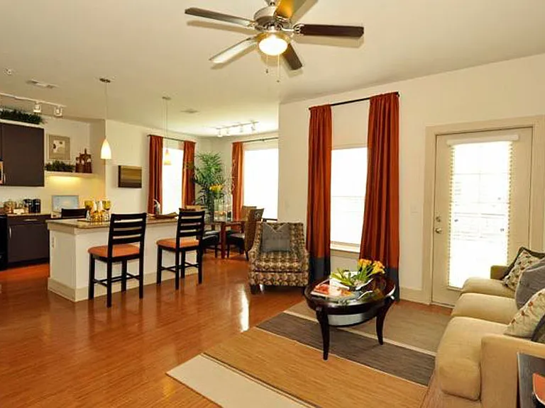 Broadstone Grand Parkway — Photo 20