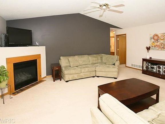 4th image of 6623 Sussex St
