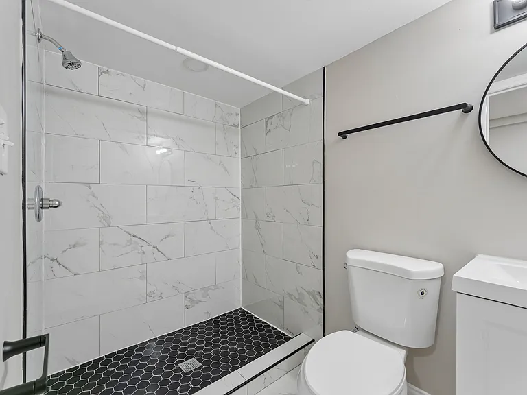 2440 McCulloh St — Photo 20