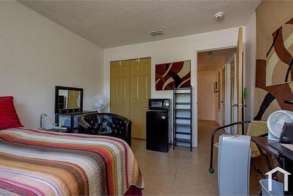 1st image of 424 Banana Cay Dr APT H