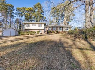 876 Killian Hill Rd SW, Lilburn, GA 30047