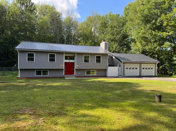 24 Belgrade Road, Manchester, ME 04351