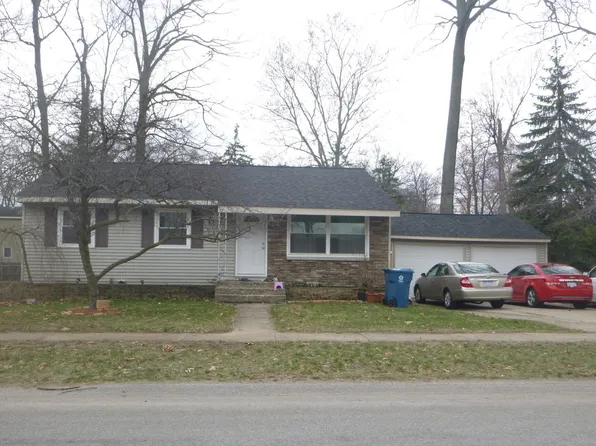 4497 Grantwood Ave SE, Kentwood, MI 49508