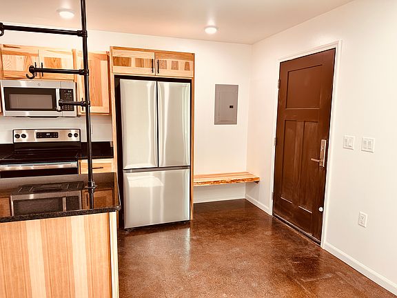 5th image of 1152 Downwind Dr #1