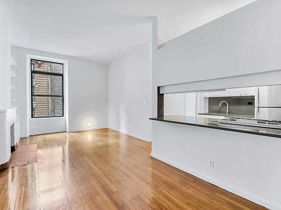 4th image of 121 Madison Ave APT 3C