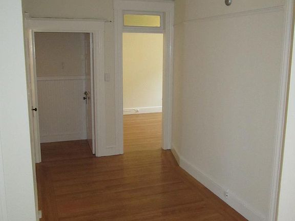 4th image of 1194 Jackson St