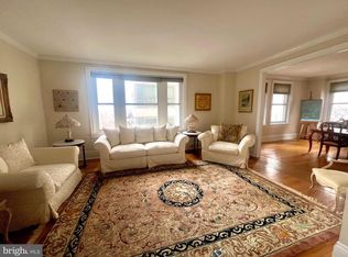 250 S 17th St APT 600, Philadelphia, PA 19103