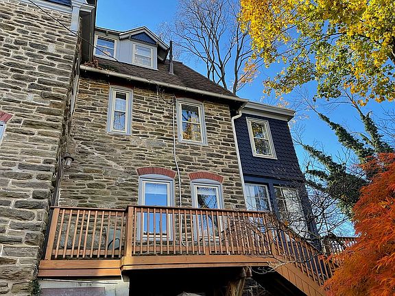 3rd image of 123 E Mount Pleasant Ave