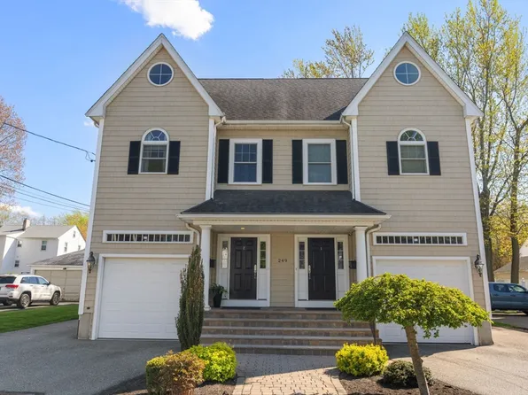 249 Robbins St #2, Waltham, MA 02453