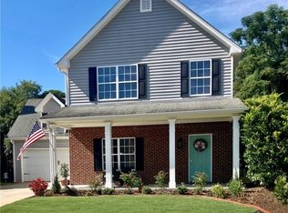 100 Wiltshire Dr, Athens, GA 30605