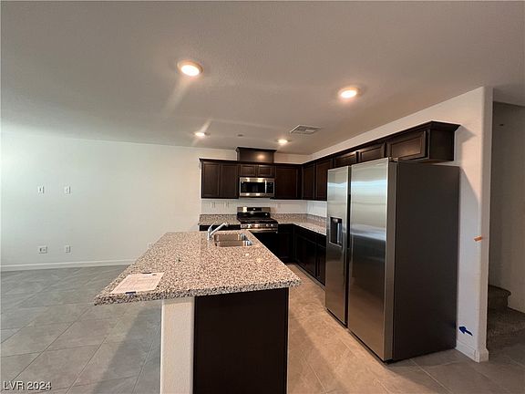 3rd image of 3513 Grecian Queen Ave