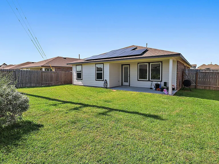 14814 Cold Water Dr — Photo 20