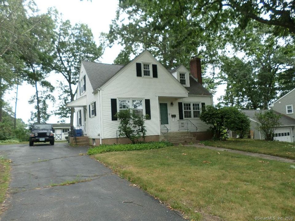 1st image of 254 Hollister St