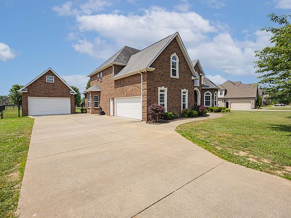 2nd image of 1423 Liza Jane Ct