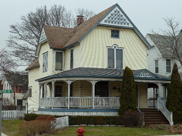 1st image of 333 W Washington Ave