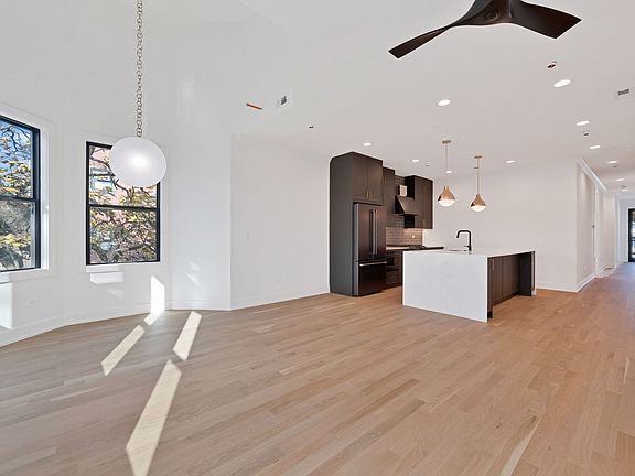 5th image of 1404 W George St #Penthouse