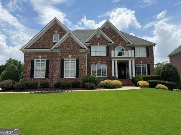 271 Prestbury Ct, Suwanee, GA 30024
