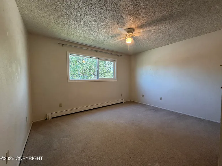 1900 Beaver Pl #5 — Photo 3