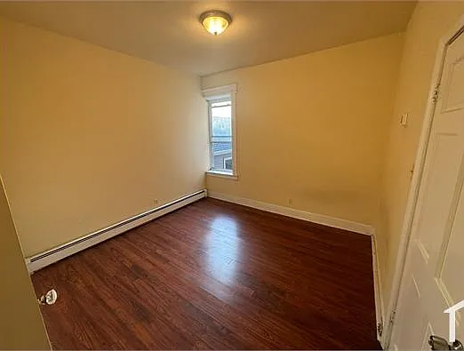265 Sherman Ave #3R — Photo 2
