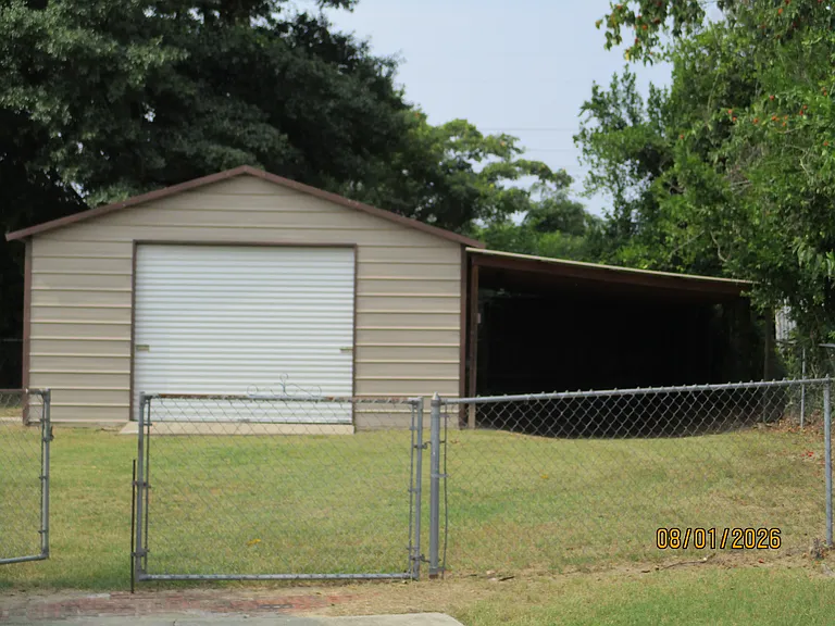 616 Langley Ct — Photo 3
