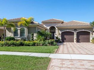 3893 Gibralter Dr, Naples, FL 34119