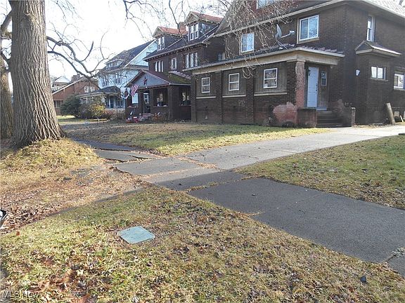 5th image of 413 Alameda Ave