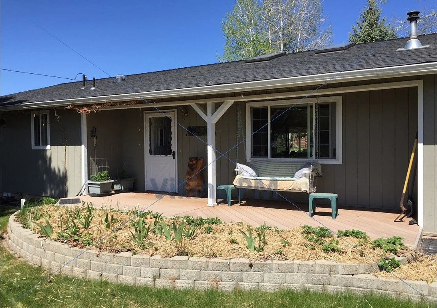 62565 Dixon Loop, Bend, OR 97701 — Photo 1