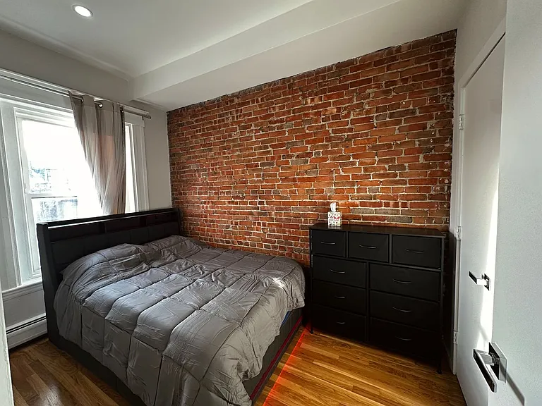 670 Massachusetts Ave #4 — Photo 10