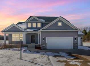 144 Windridge Rd, Valparaiso, IN 46385