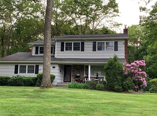 132 Hobson Ave, Saint James, NY 11780