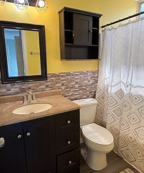 2262 Andover Dr #J — Photo 13