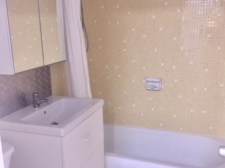 880 NE 69th St #11J — Photo 24