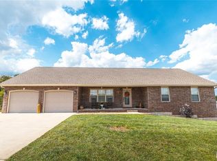 110 Paradise St, Waynesville, MO 65583