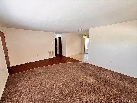 4th image of 31 N Davis St