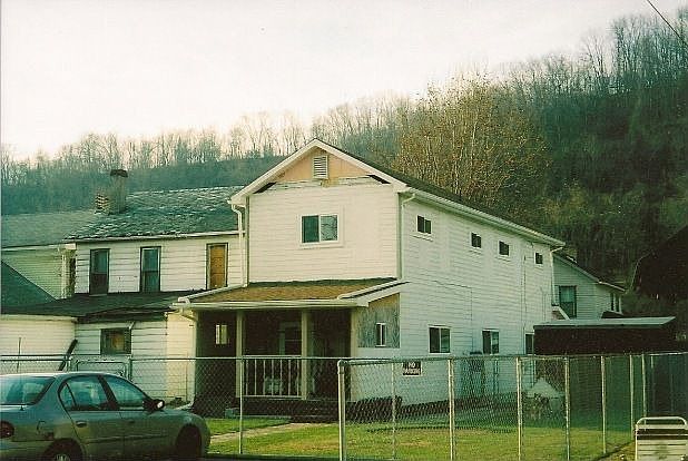 1st image of 604 Washington St