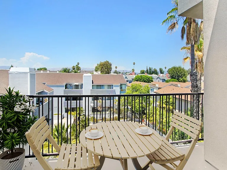The Bay Apartment Homes — Photo 44